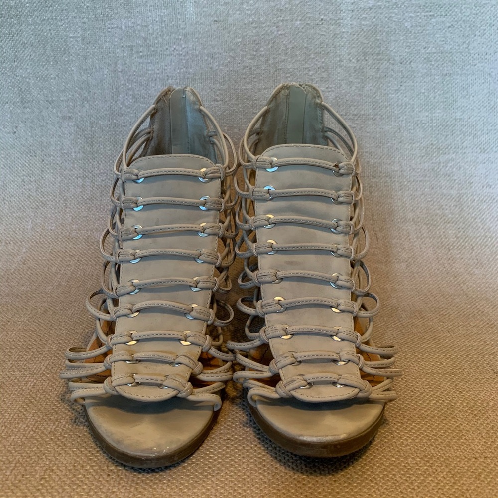 RAMPAGE Heels - Picture 7 of 7